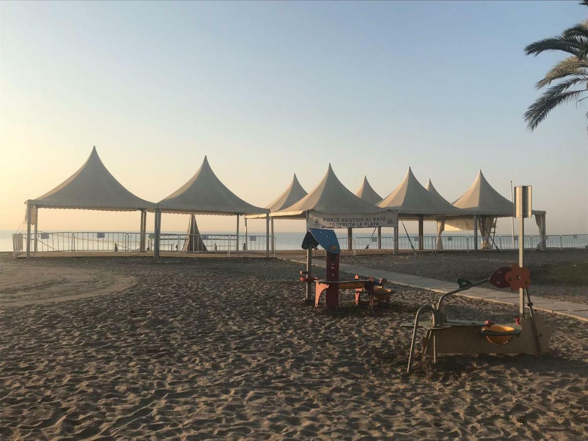 Apartments Naty Beach Малага Экстерьер фото