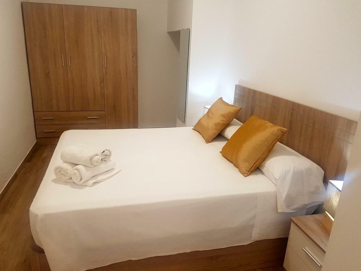 Apartments Naty Beach Малага Экстерьер фото
